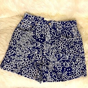 Bill Blass Jean Shorts Classic Fit Women’s Royal Blue Flower Print Size 8
